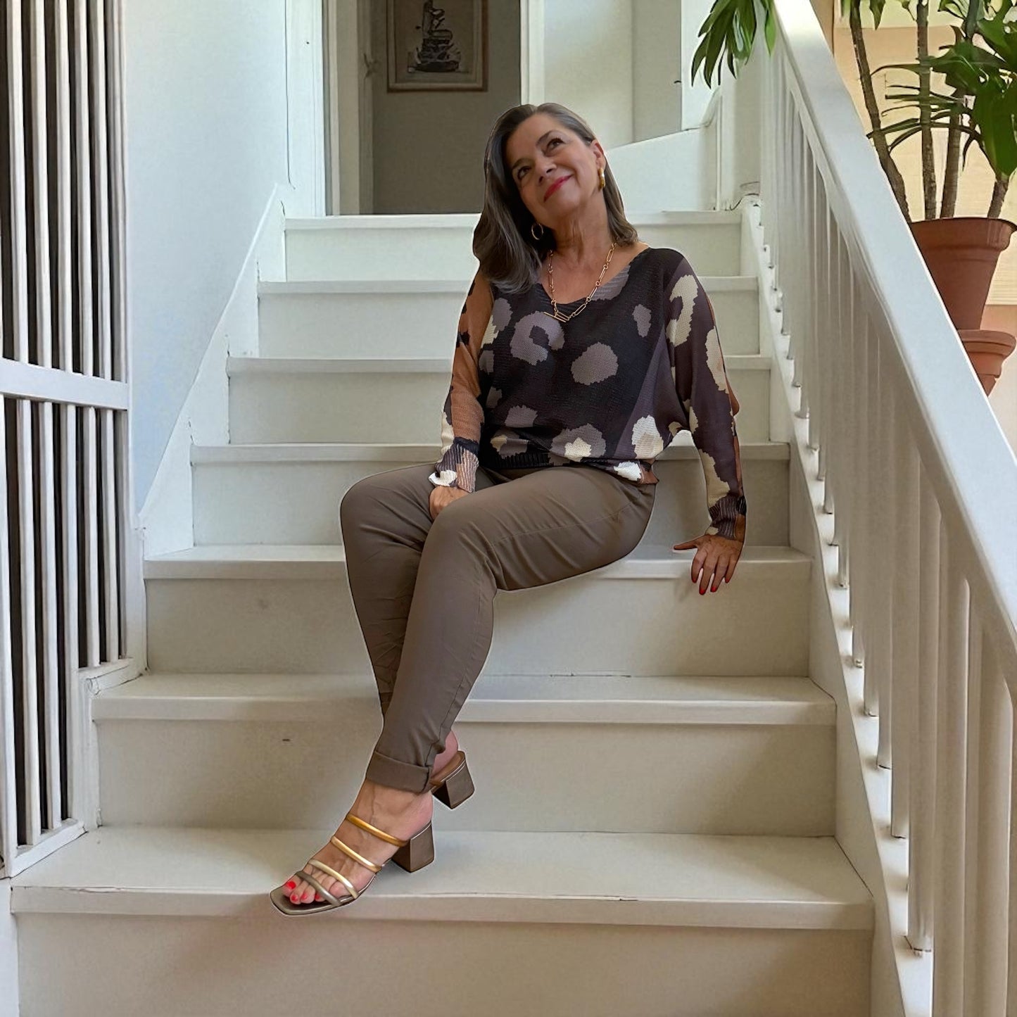 Enticing Chic Lightweight Knit Top