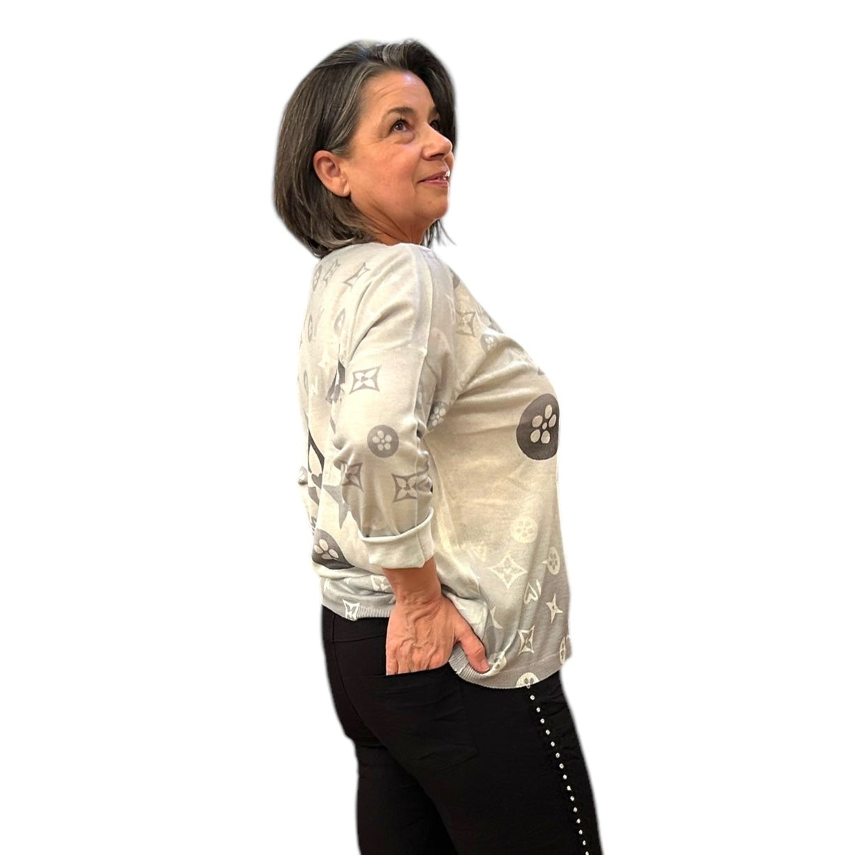 Lightweight fine knit printed top