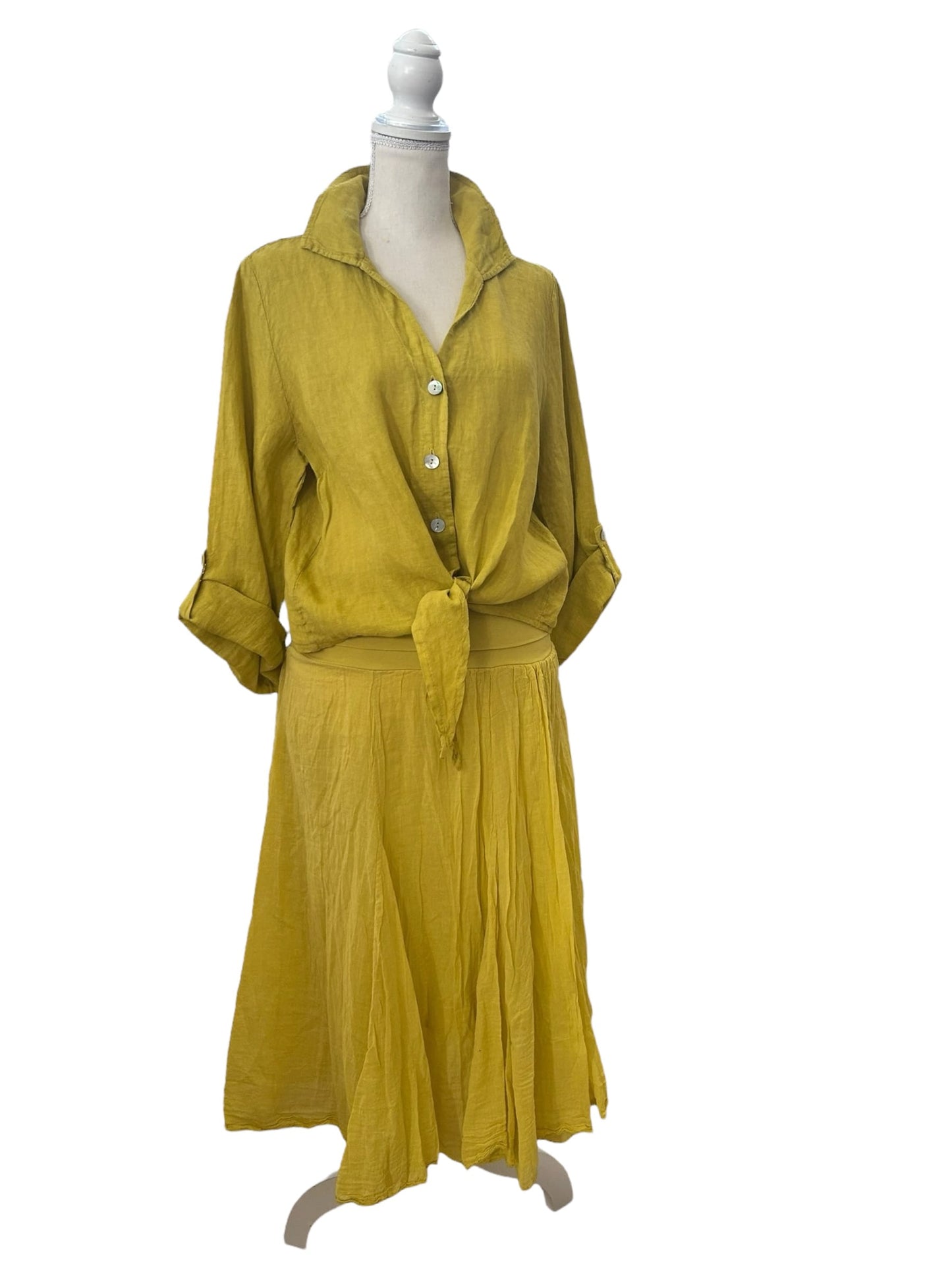 Mustard yellow Multi-way skirt Mustard Yellow Multi-Way Skirt - Versatile Cotton Style