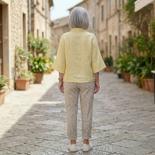 Scattered Daisy Print - Tulip Cut Italian Magic Pants