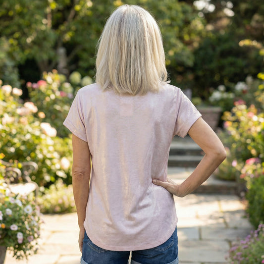 Two tone V neck t-shirt with faux pocket