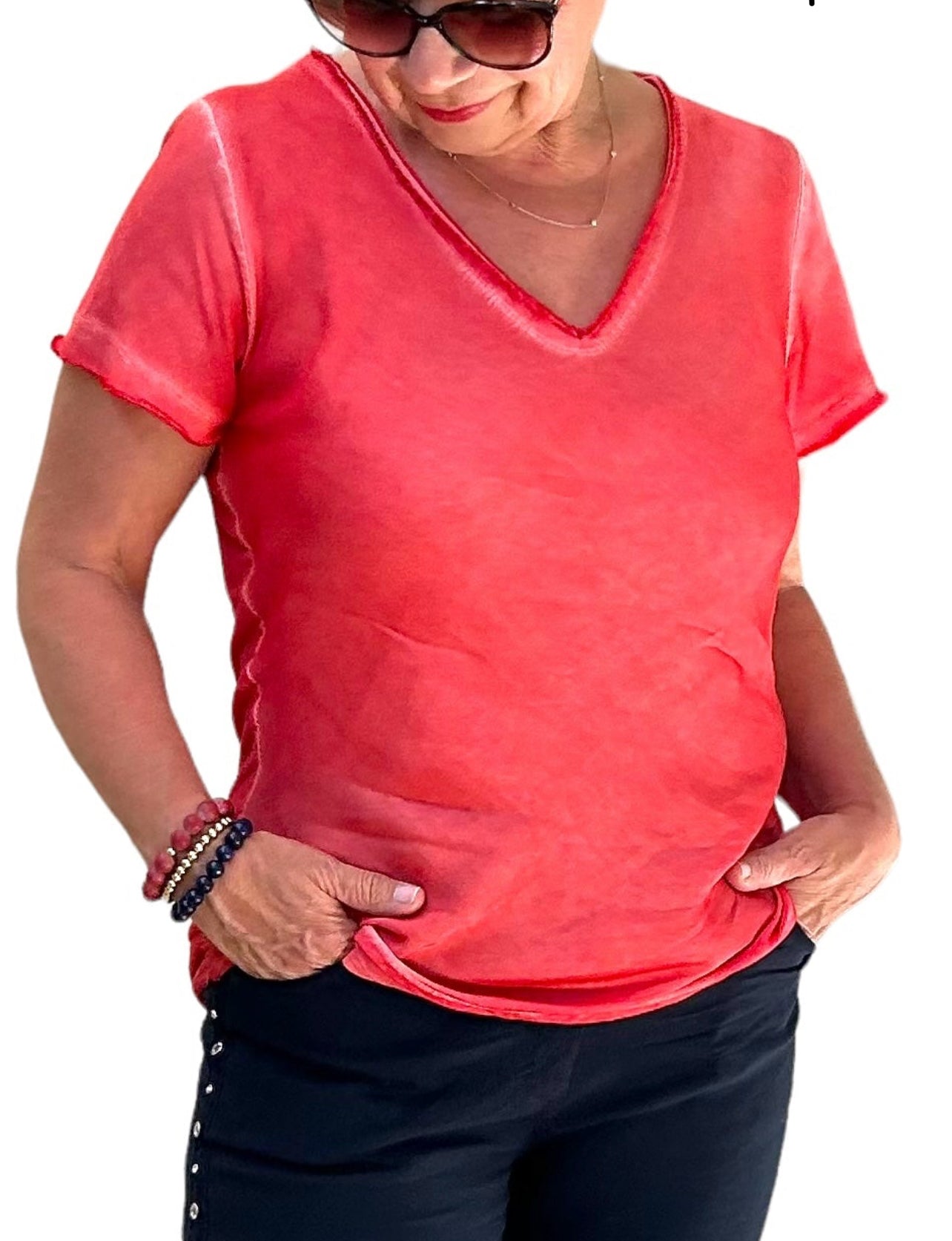 Bella Vita red raw edge V neck t-shirt