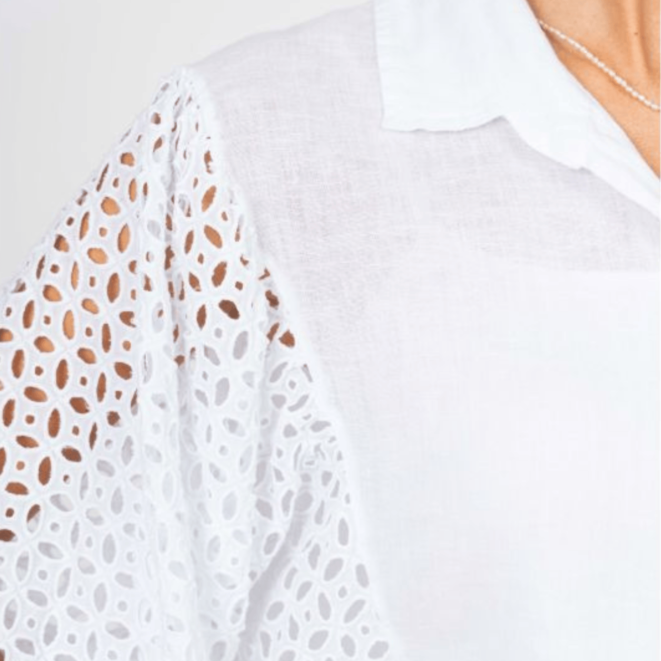 The Eleganza Linen Top The Eleganza Linen Top