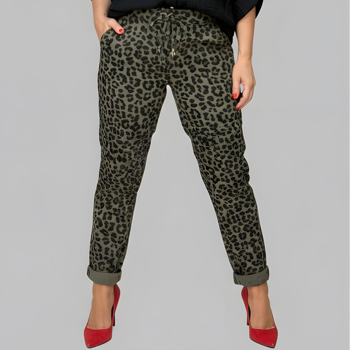 Leopard Fantasy Italian Magic Pants