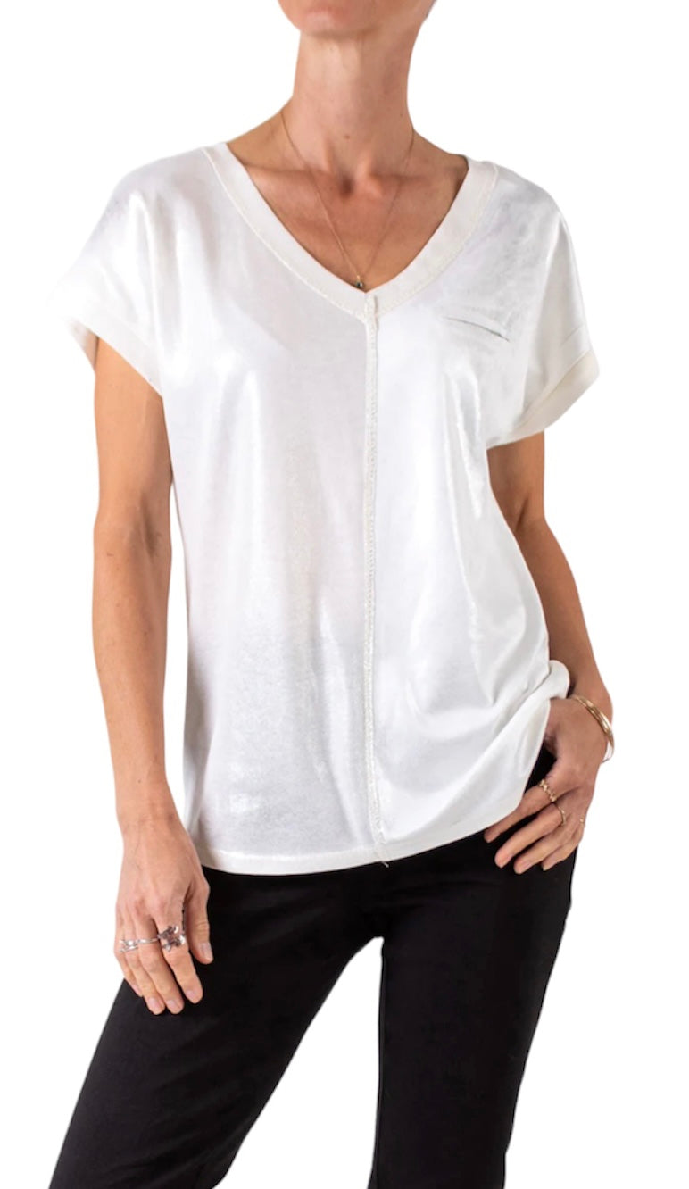 Two tone V neck t-shirt with faux pocket