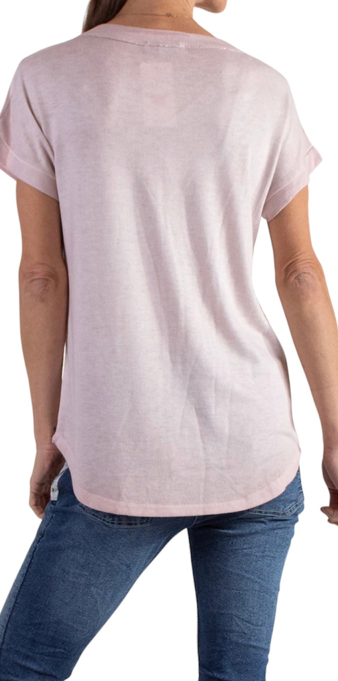 Two tone V neck t-shirt with faux pocket